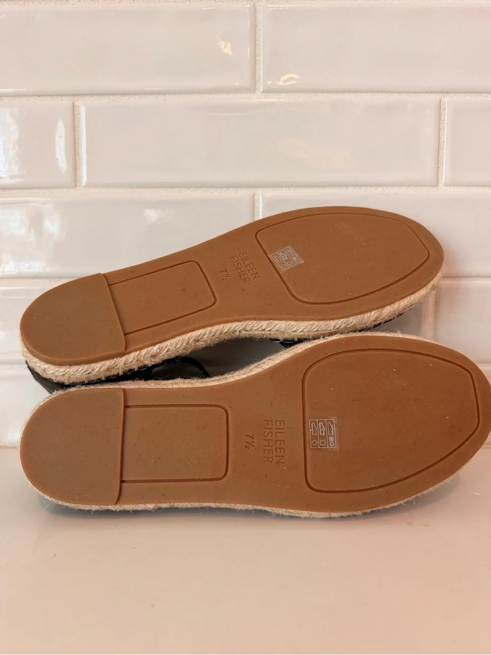 Eileen Fisher Lala Tumbled Leather Espadrille Flats in black size 7.5